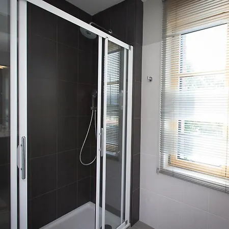 Gite Spacieux Avec Jardin Clos, Equipements Modernes, Et Activites Nature A - Fr-1-510-192 Haverskerque